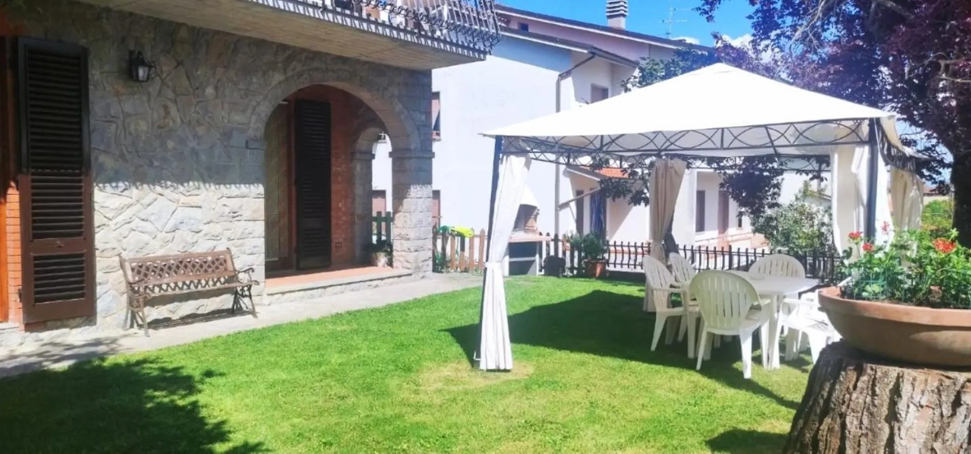 Il Campanile Villa Cavriglia Italië